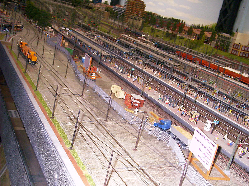 031_bauzug_auf_abwegen