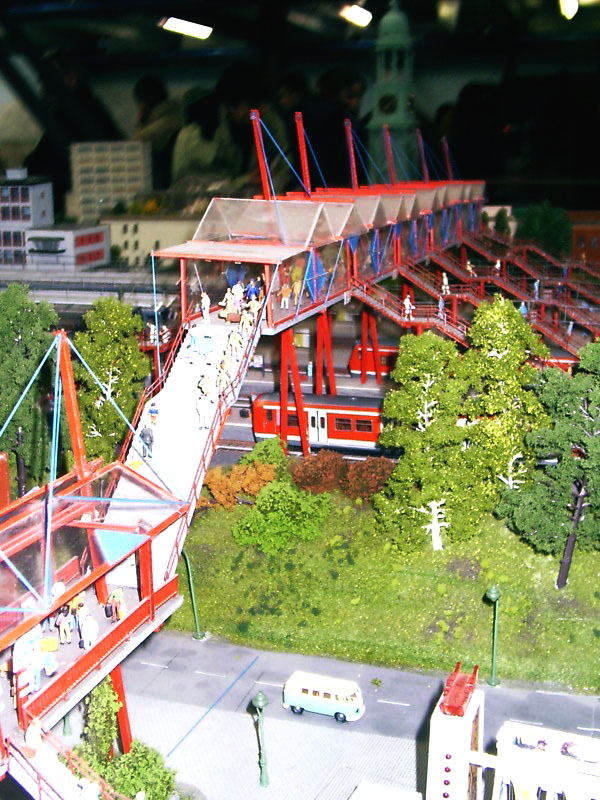 081_fussgaengerbruecke